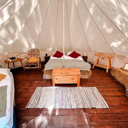 Campismo de Luxo Group Glamping Bell Tents Camp Perfect To Reconnect With Nature In Germany *